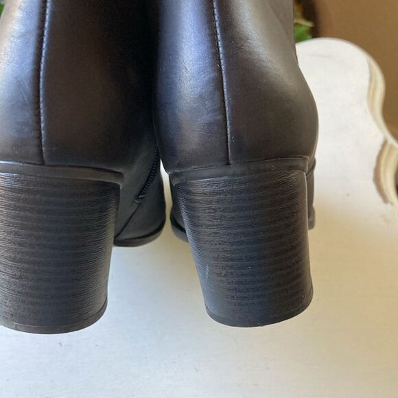 Naturalizer Natural Soul Black Vegan Leather Double Zip Comfort Ankle Boots 8M - Picture 8 of 14